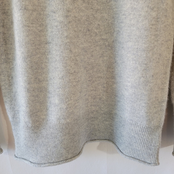 AQUA Cashmere Heather Gray  Sweater Top Sz S Long Sleeve Old Money Quite Luxury - Picture 4 of 11